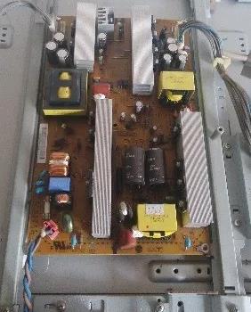 LG液晶電視開機后黑屏三無故障維修（32LG30R-TA）